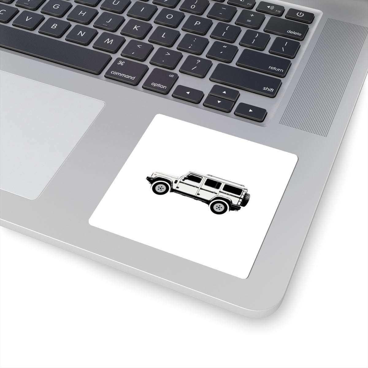 Boxy 4x4 Hambach Side Sticker — Scottish White White Field